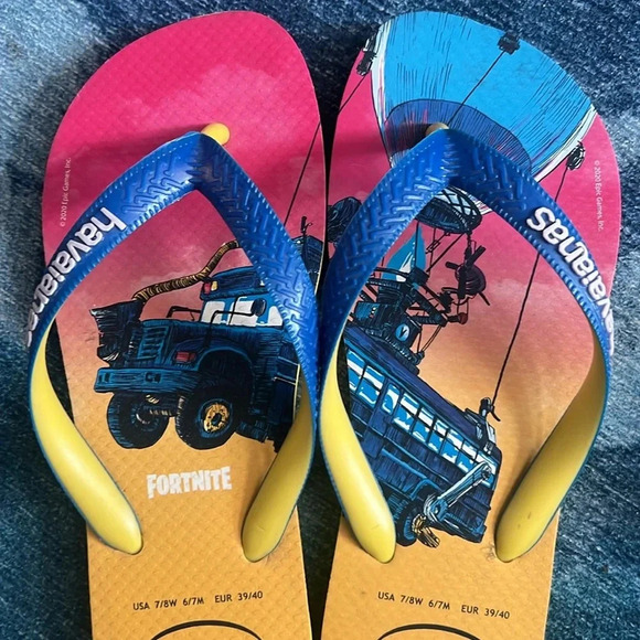 Havaianas 2 pair of Fortnite edition flip-flops.  7-8/6-7m/39-40 NWOT - Picture 6 of 10